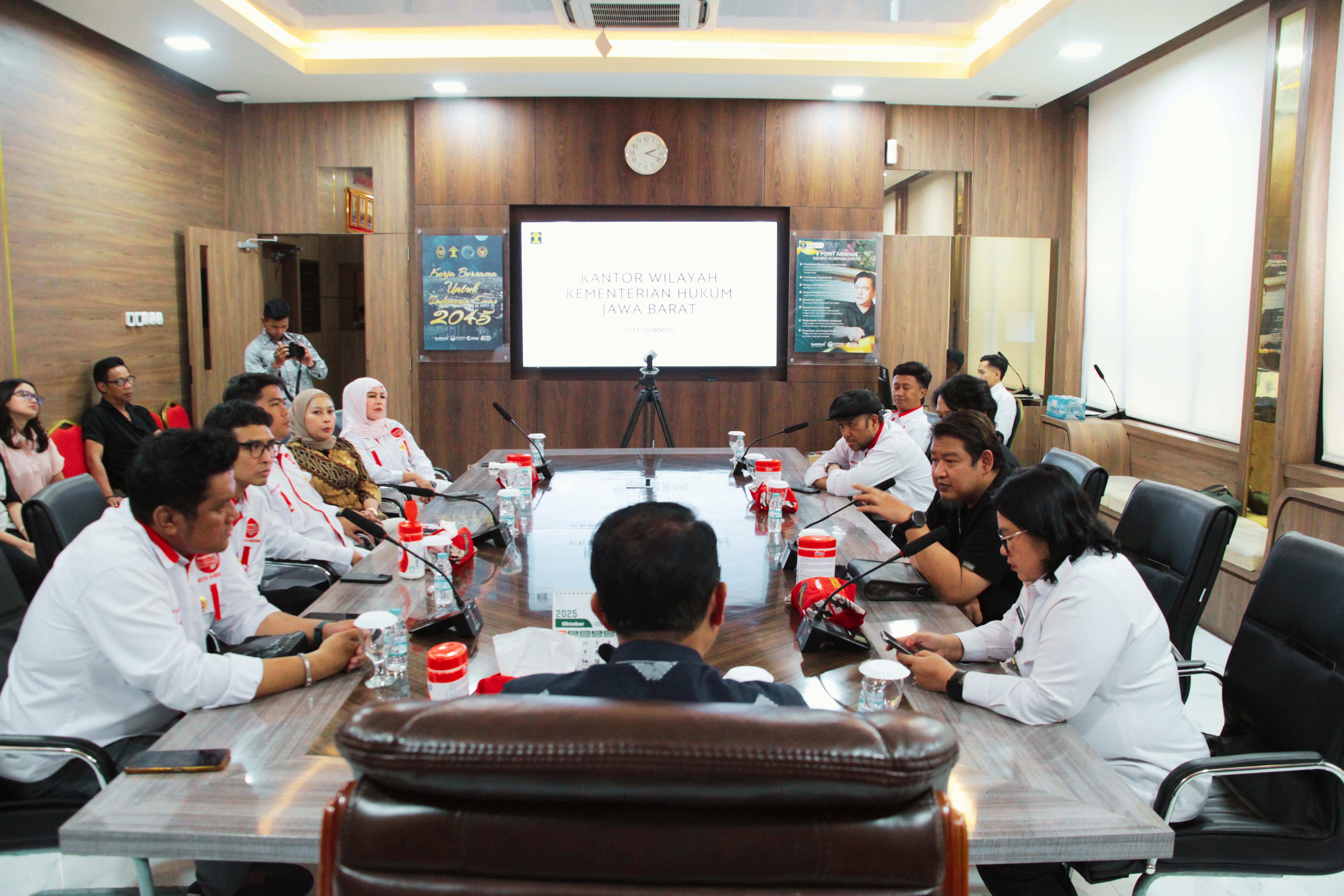 Bukan Cuma Wacana, Kemenkum Jabar dan PAPPRI Bandung Sepakat Kawal Karya Musisi Hingga ke Ranah Ekonomi